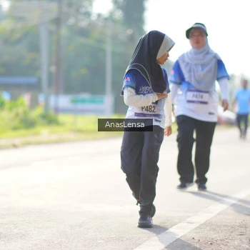 Runner Photo 3487140