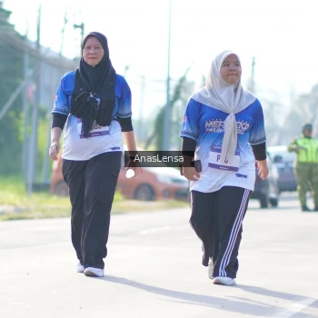 Runner Photo 3487209