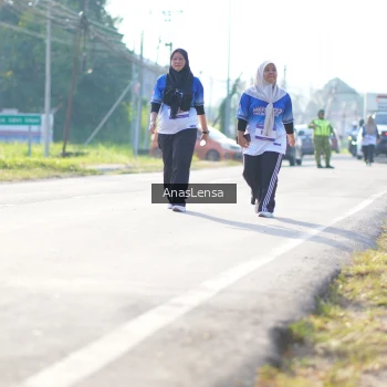 Runner Photo 3487212