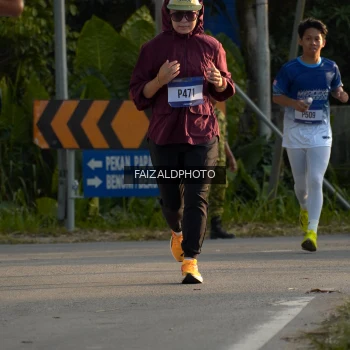 Runner Photo 3487273