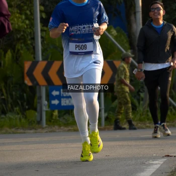 Runner Photo 3487295