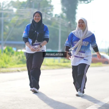 Runner Photo 3487314