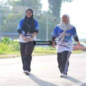 Runner Photo 3487323