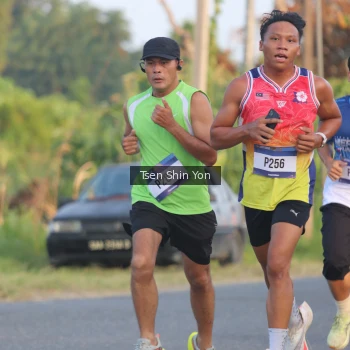 Runner Photo 3487364