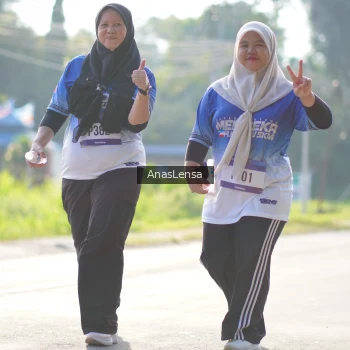 Runner Photo 3487365