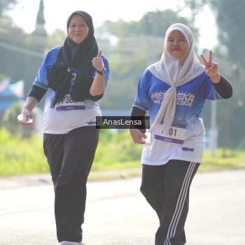 Runner Photo 3487367