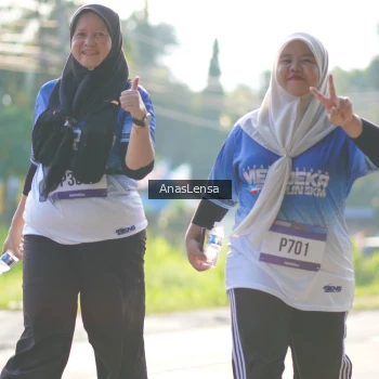 Runner Photo 3487398
