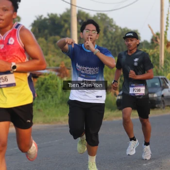 Runner Photo 3487417