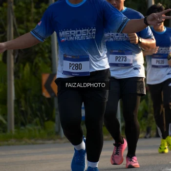 Runner Photo 3487430