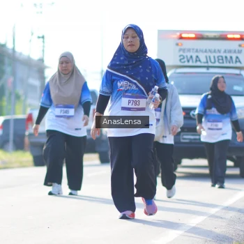Runner Photo 3487497