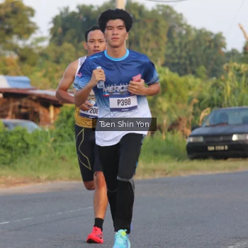 Runner Photo 3487525