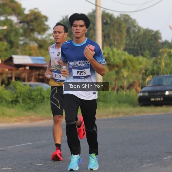 Runner Photo 3487526