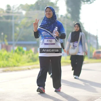 Runner Photo 3487558