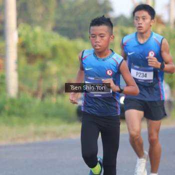Runner Photo 3487560