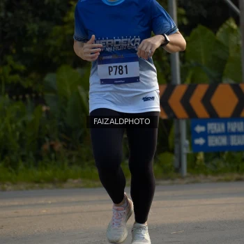 Runner Photo 3487573