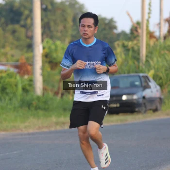 Runner Photo 3487599