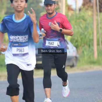 Runner Photo 3487661