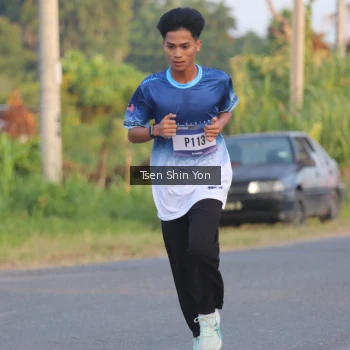 Runner Photo 3487710