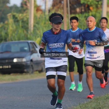 Runner Photo 3487735