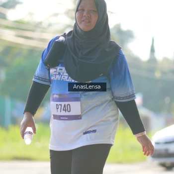 Runner Photo 3487744