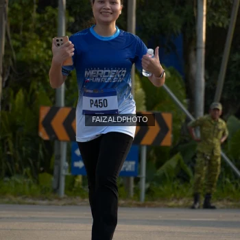 Runner Photo 3487792