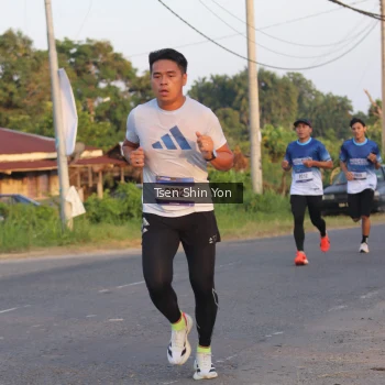 Runner Photo 3487864