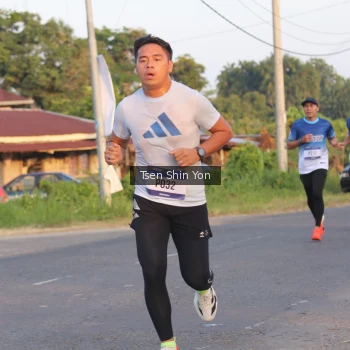 Runner Photo 3487870