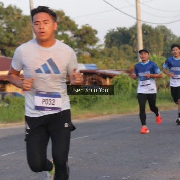 Runner Photo 3487877