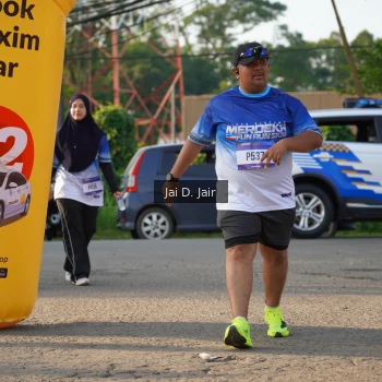 Runner Photo 3487912
