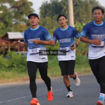 Runner Photo 3487935