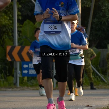 Runner Photo 3487940