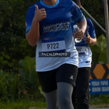Runner Photo 3488179