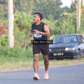 Runner Photo 3488387