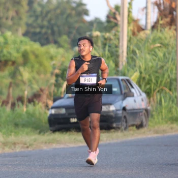 Runner Photo 3488390