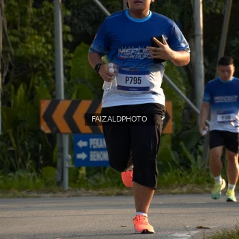 Runner Photo 3488395