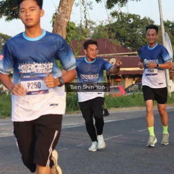 Runner Photo 3488400