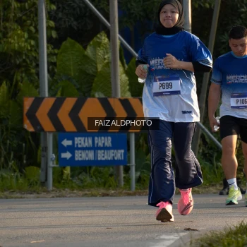 Runner Photo 3488433
