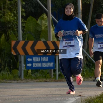 Runner Photo 3488438