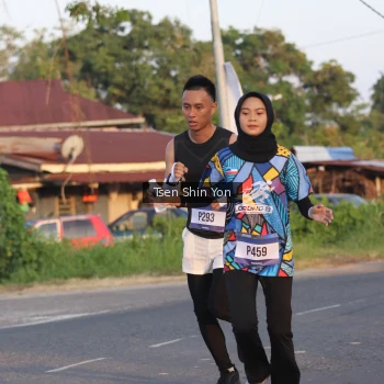 Runner Photo 3488690