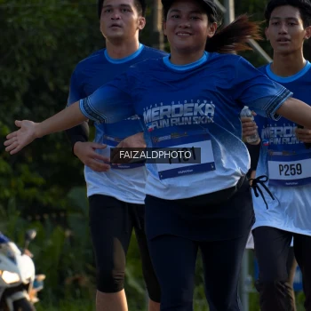 Runner Photo 3488735