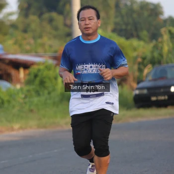 Runner Photo 3488877