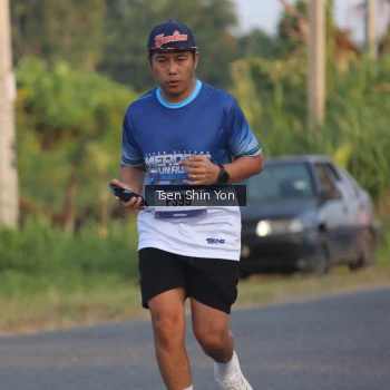 Runner Photo 3488882