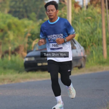 Runner Photo 3488893