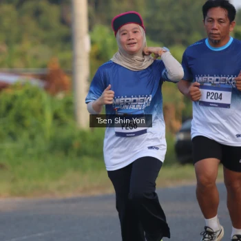 Runner Photo 3488916