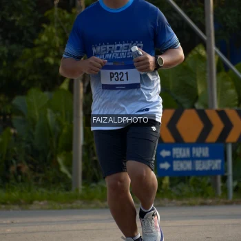Runner Photo 3488956