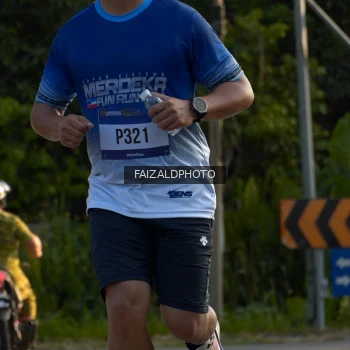 Runner Photo 3488979