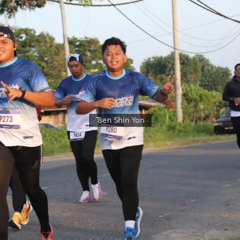 Runner Photo 3489379
