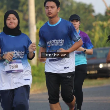 Runner Photo 3489605