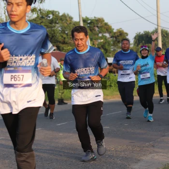 Runner Photo 3489899
