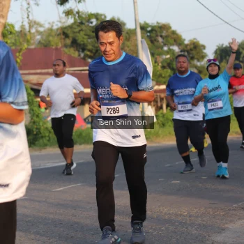 Runner Photo 3489901
